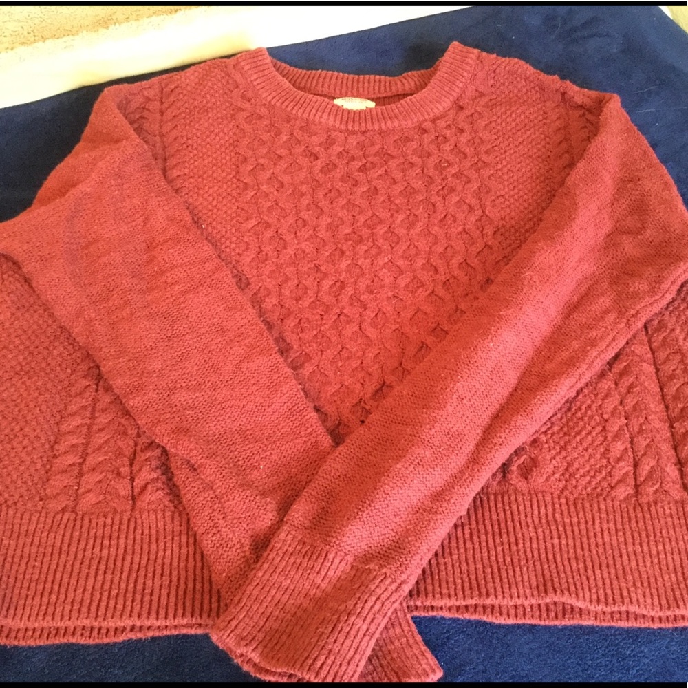 Mossimo burgundy sweater